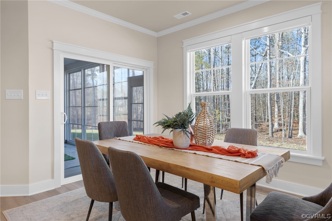 16112 Woodland Cove Ct