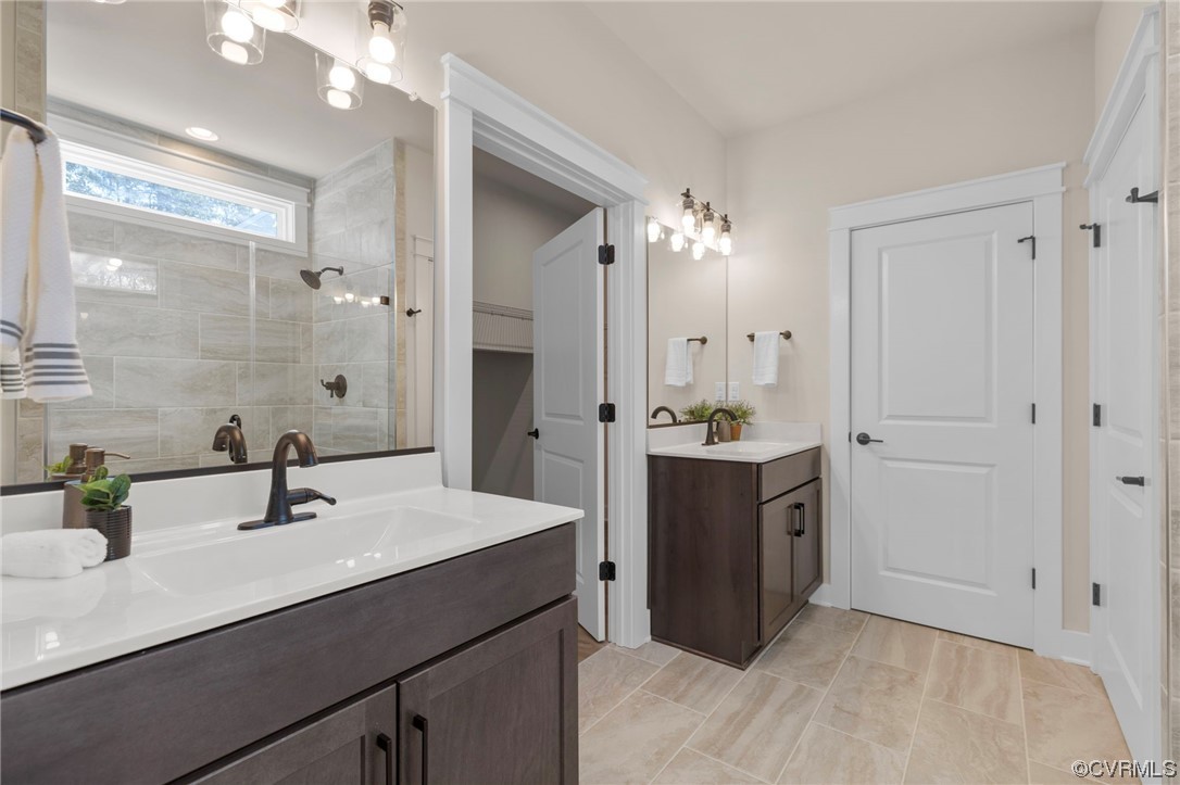 16112 Woodland Cove Ct