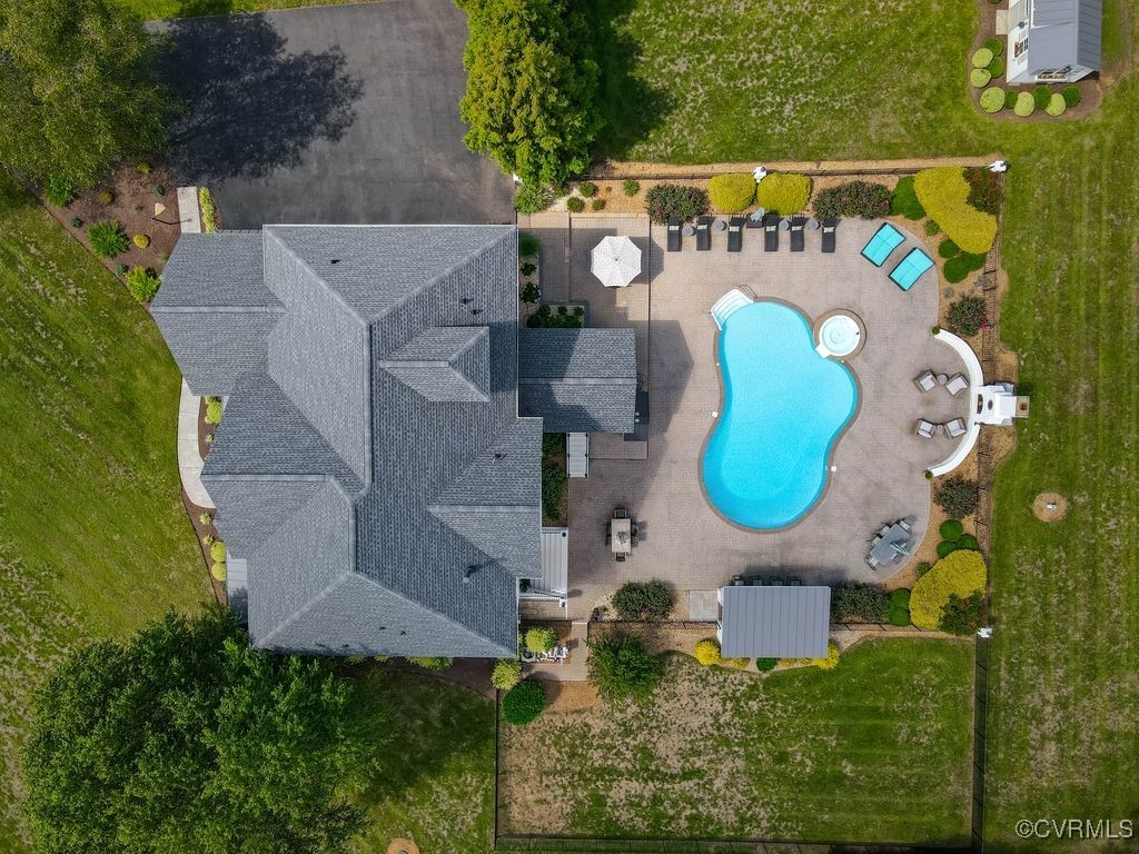 1346 Autumn Breeze Dr