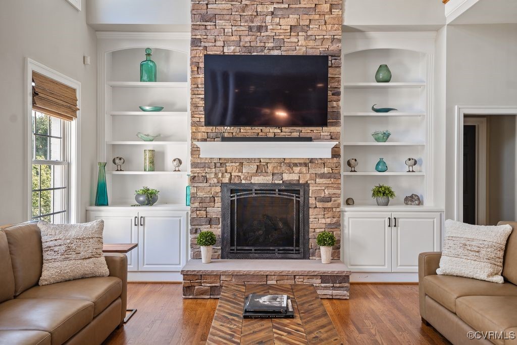 1346 Autumn Breeze Dr