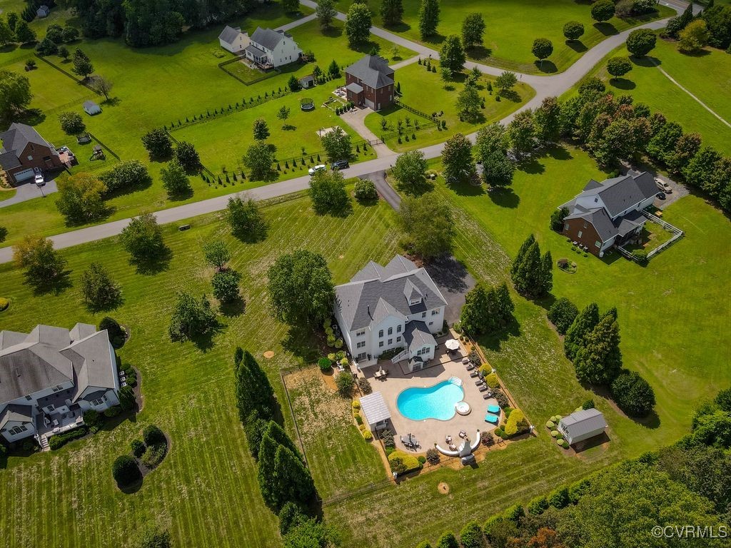 1346 Autumn Breeze Dr