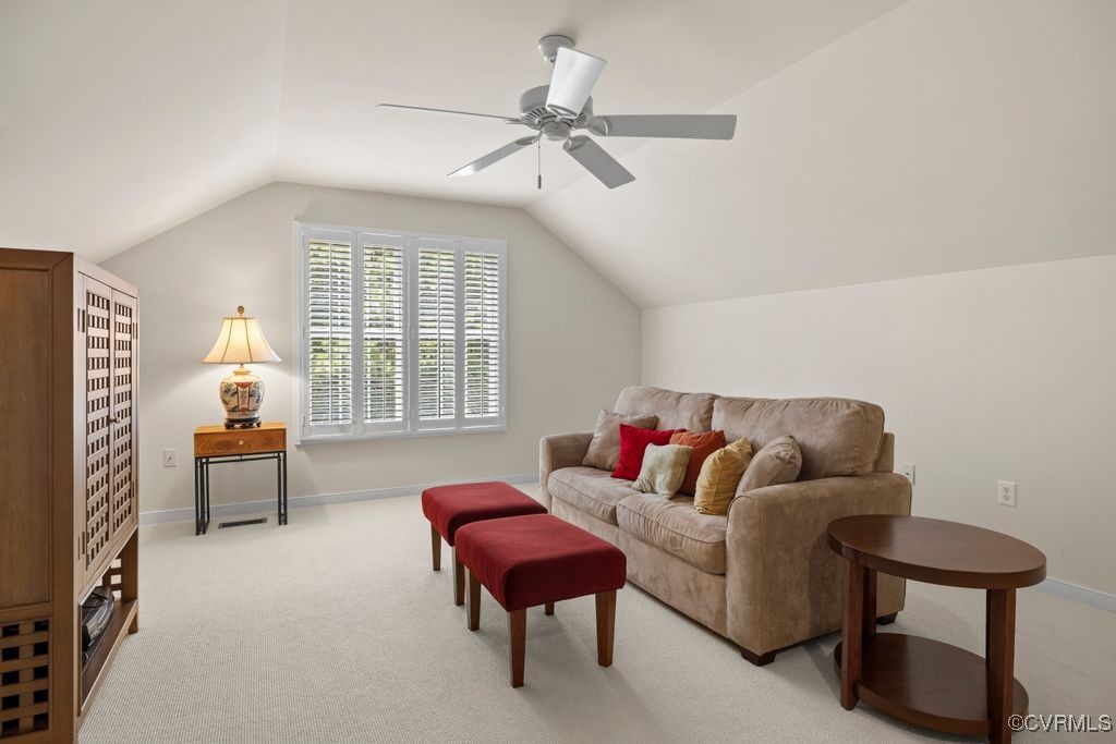 8612 Beaver Bridge Rd