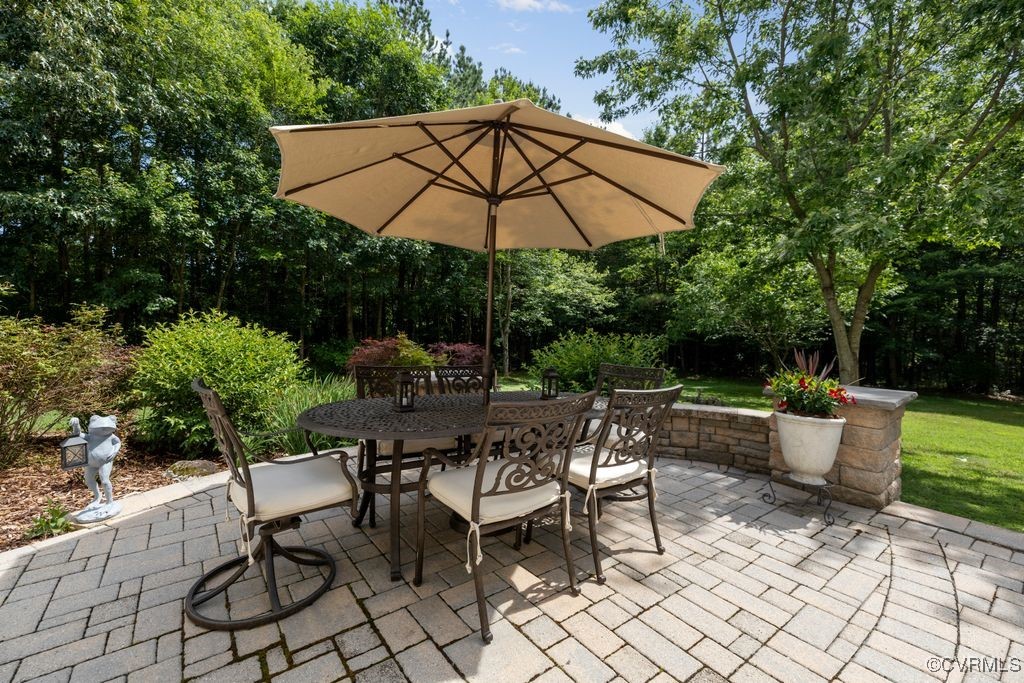 8612 Beaver Bridge Rd