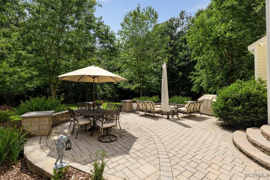 8612 Beaver Bridge Rd