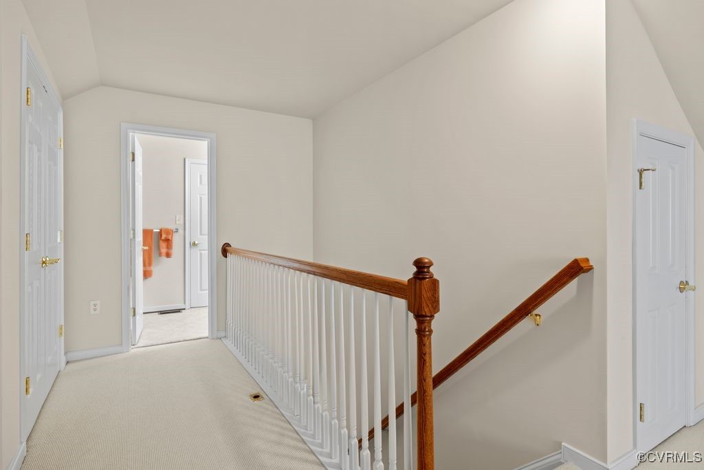 8612 Beaver Bridge Rd