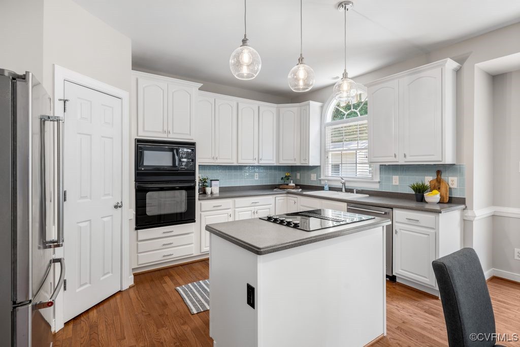 14142 Kings Farm Ct