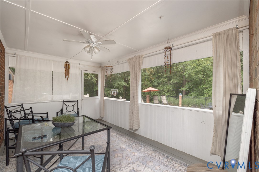 4201 Hunters Ridge Dr