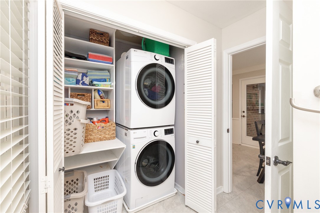 4201 Hunters Ridge Dr