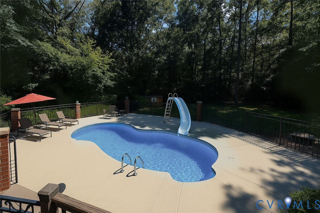 4201 Hunters Ridge Dr