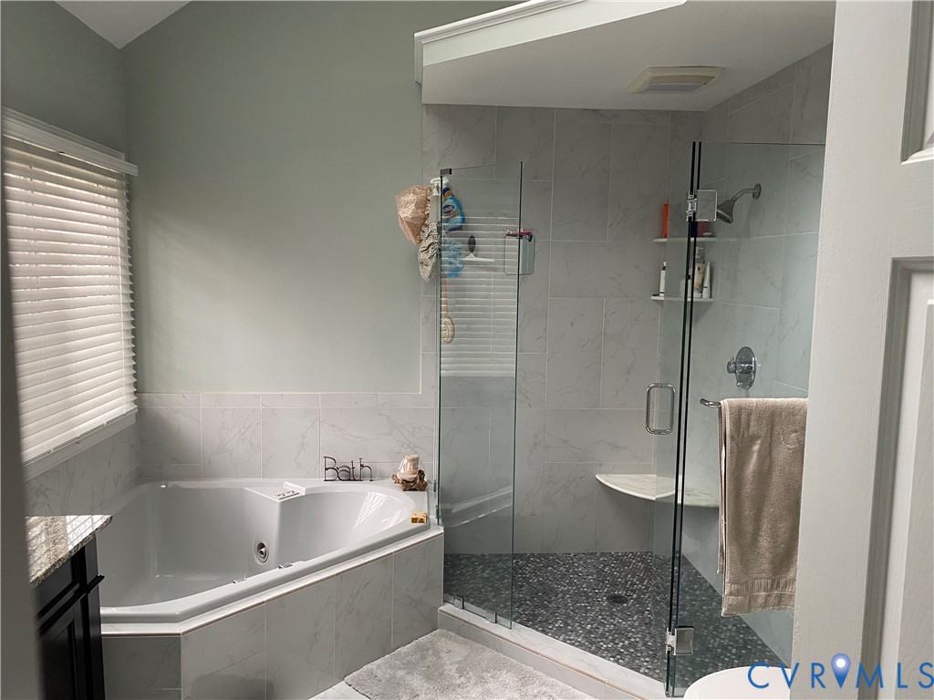 5305 Meadow Chase Ln