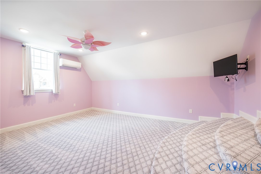 16136 Old Castle Rd