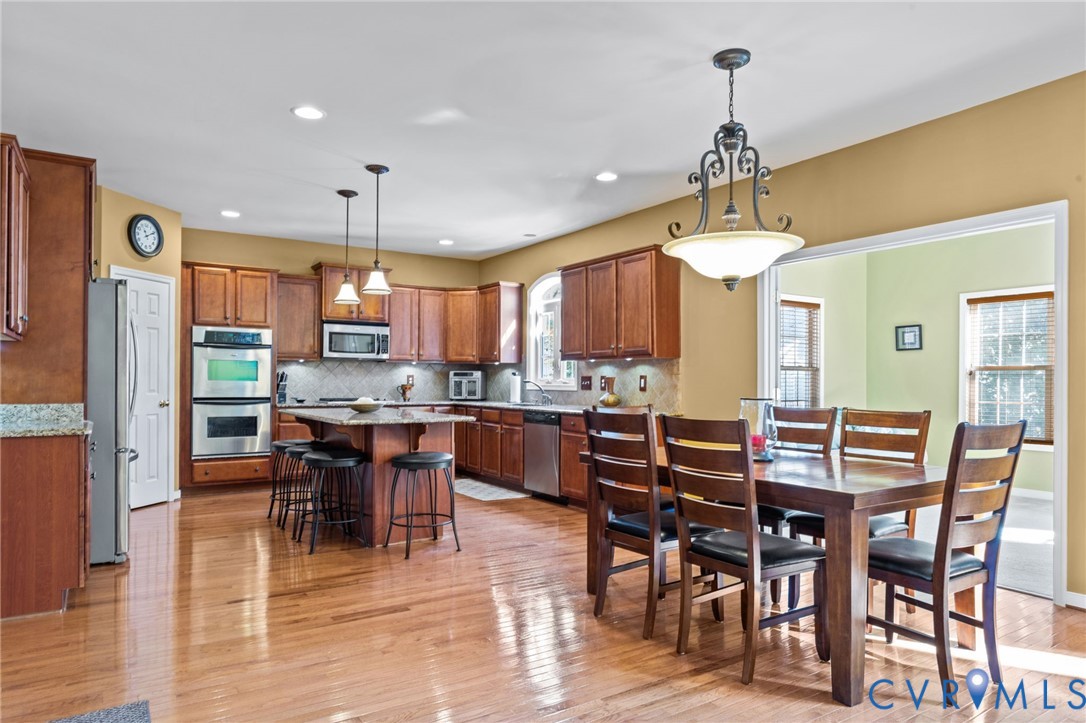 11007 Wooferton Ct