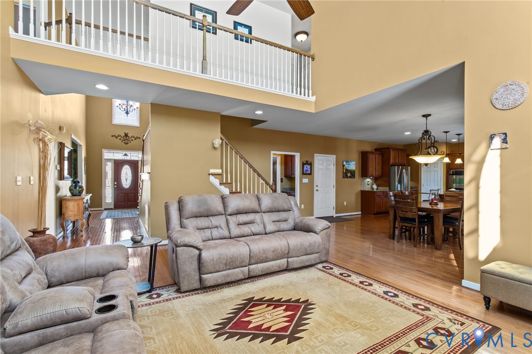 11007 Wooferton Ct