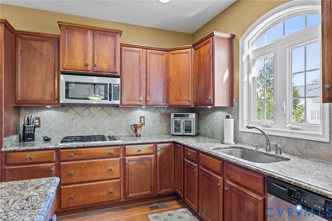 11007 Wooferton Ct