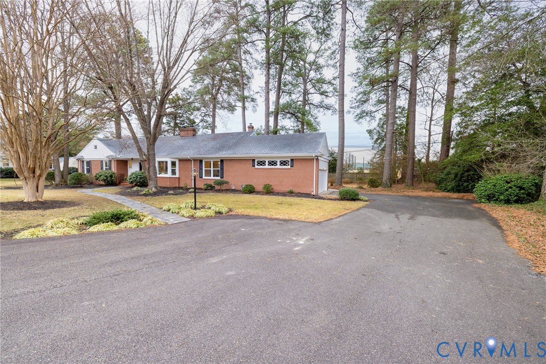 2831 Braidwood Rd