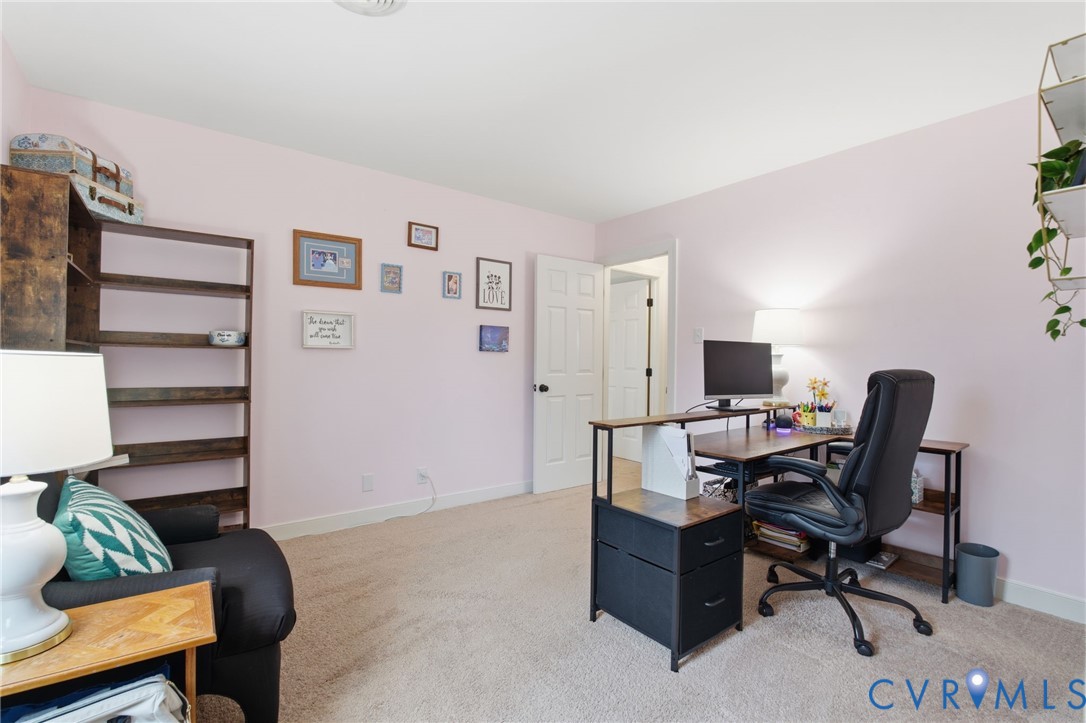 302 Ashtree Pl