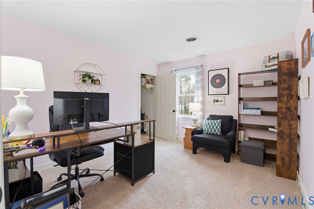 302 Ashtree Pl