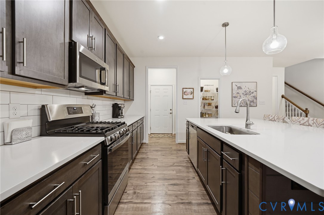 9204 Cerulean Pl