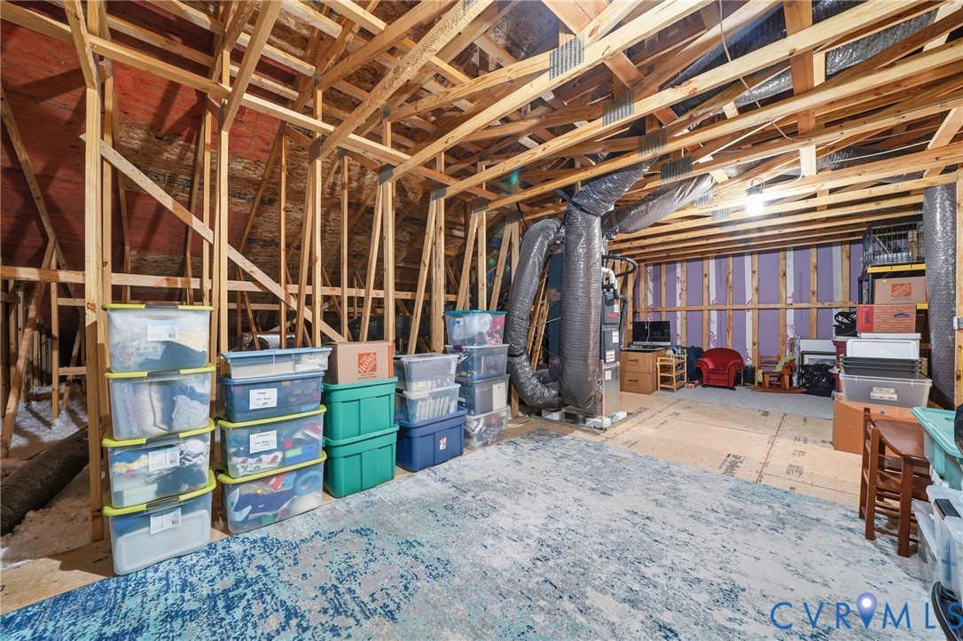 9204 Cerulean Pl