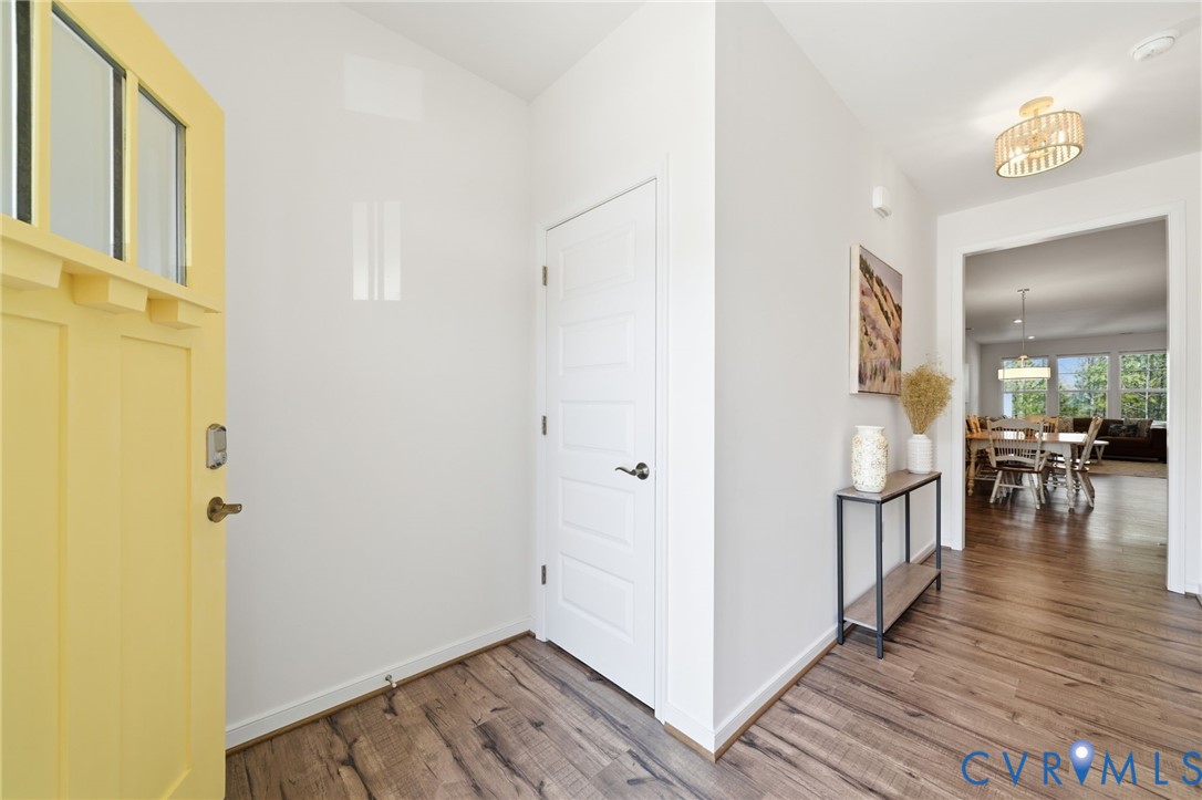 9204 Cerulean Pl