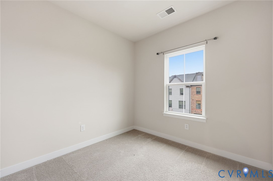 2000 Tobacco Mill St