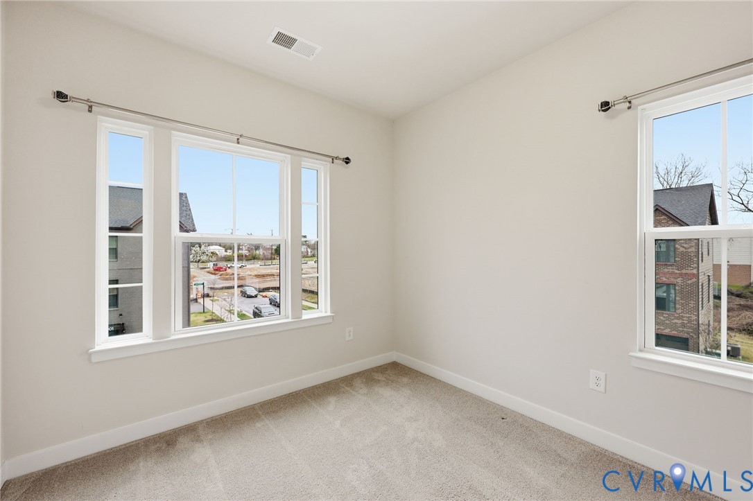 2000 Tobacco Mill St