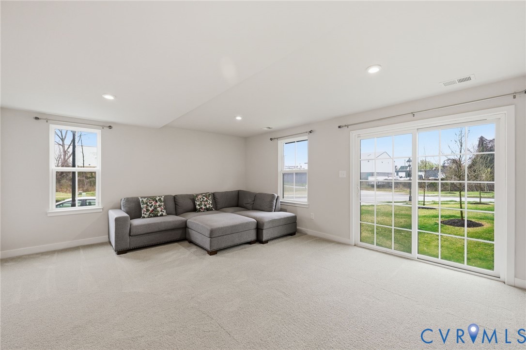 2000 Tobacco Mill St