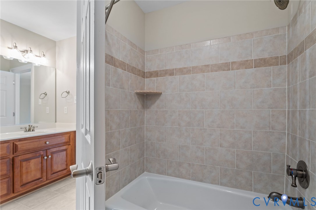 16126 Founders Bridge Ter