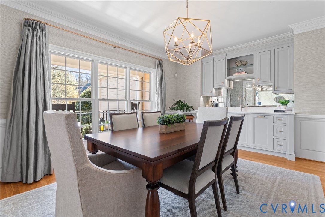 3230 Queens Grant Dr