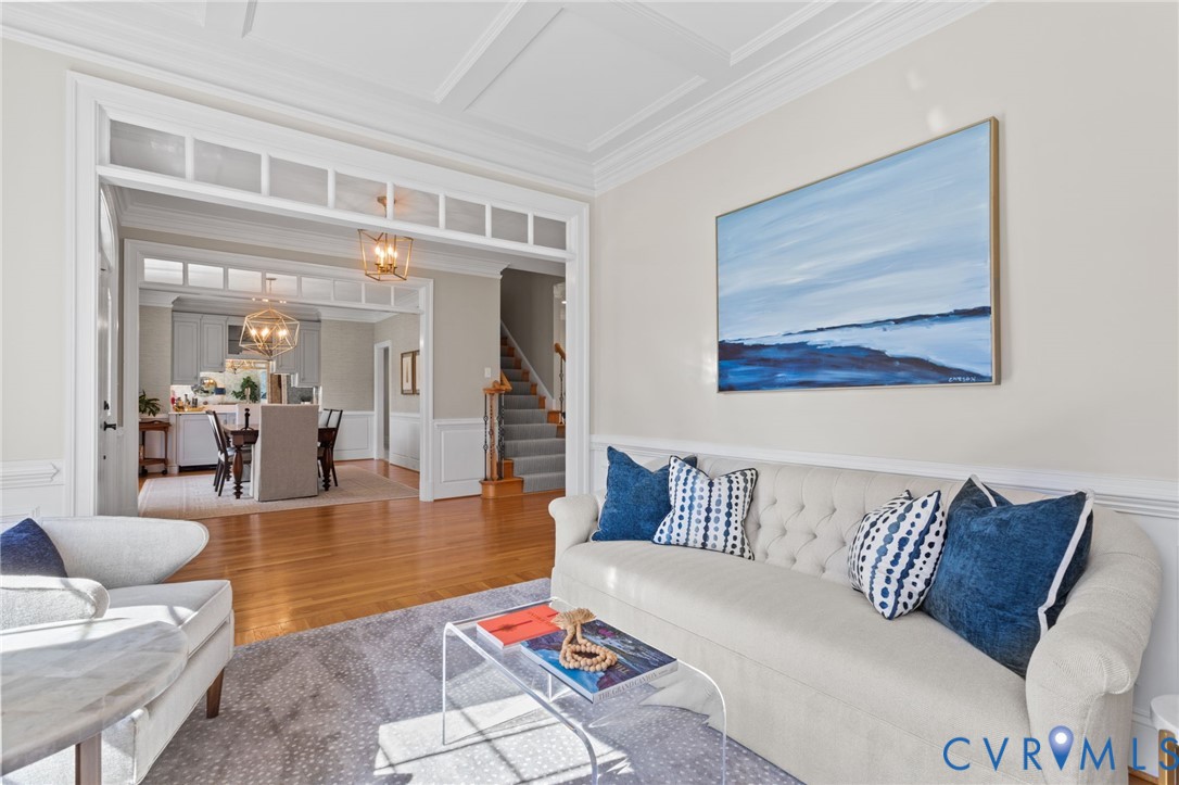 3230 Queens Grant Dr