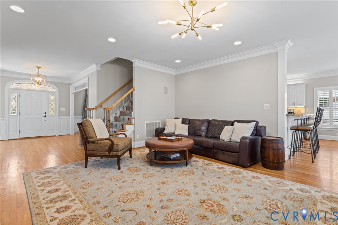 3230 Queens Grant Dr