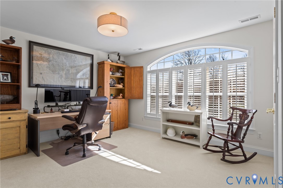 3230 Queens Grant Dr