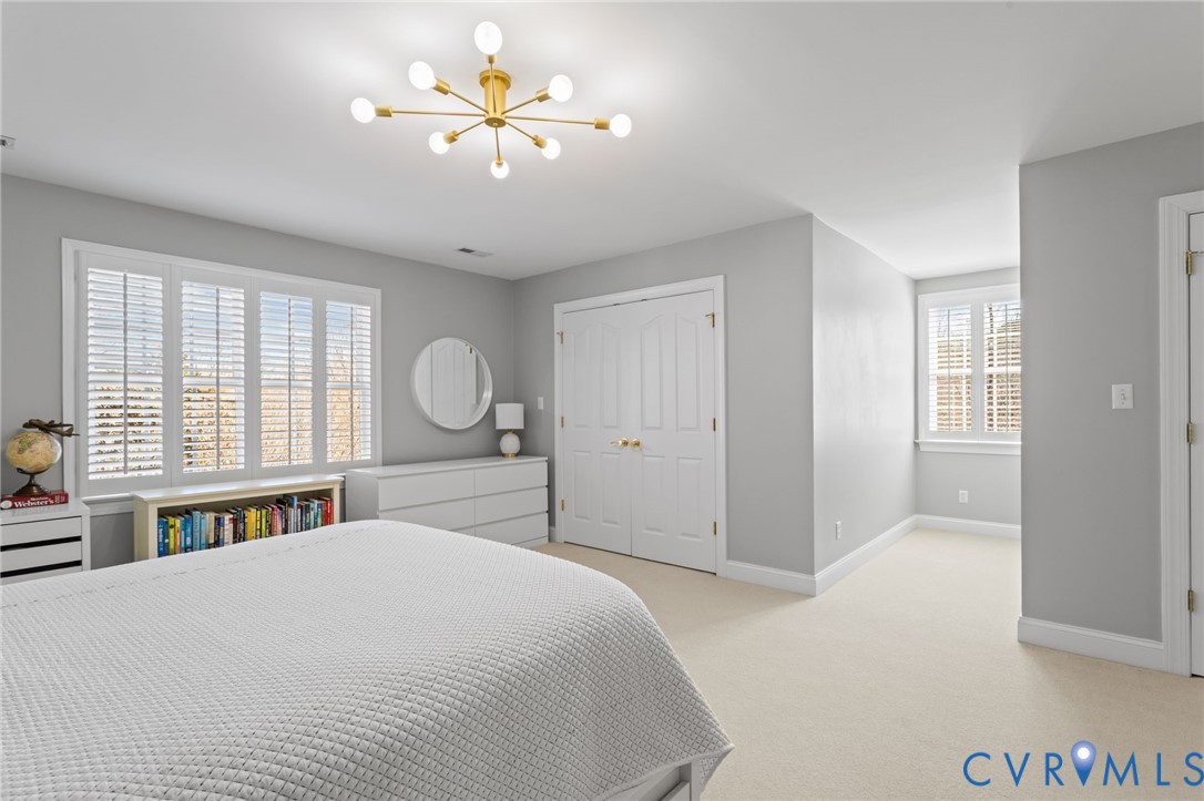 3230 Queens Grant Dr