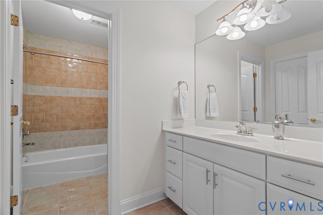 3230 Queens Grant Dr