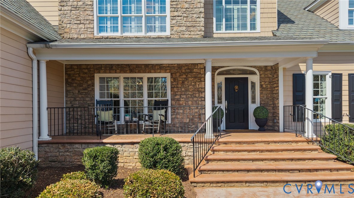 3230 Queens Grant Dr