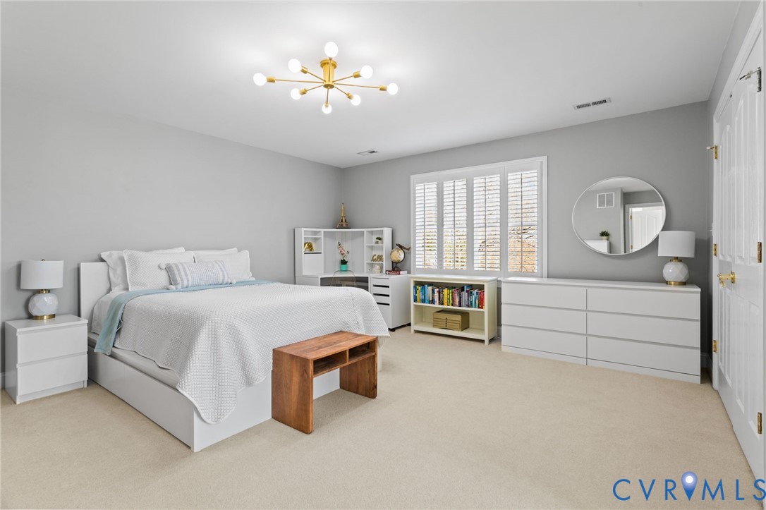 3230 Queens Grant Dr