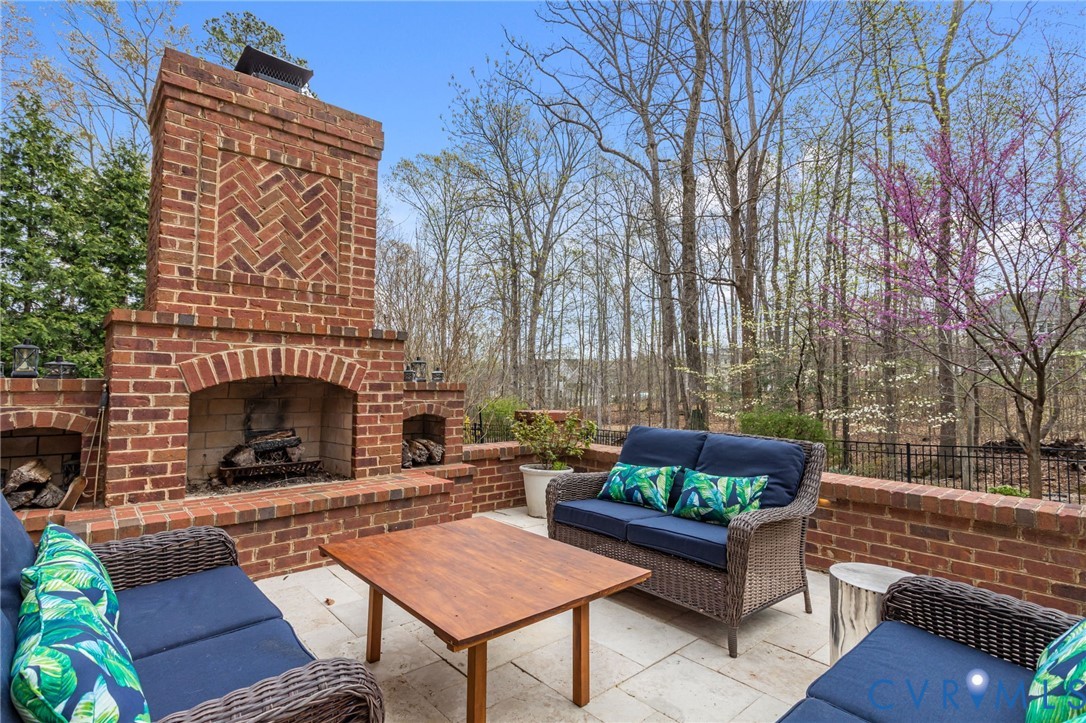 3100 Sodbury Ct