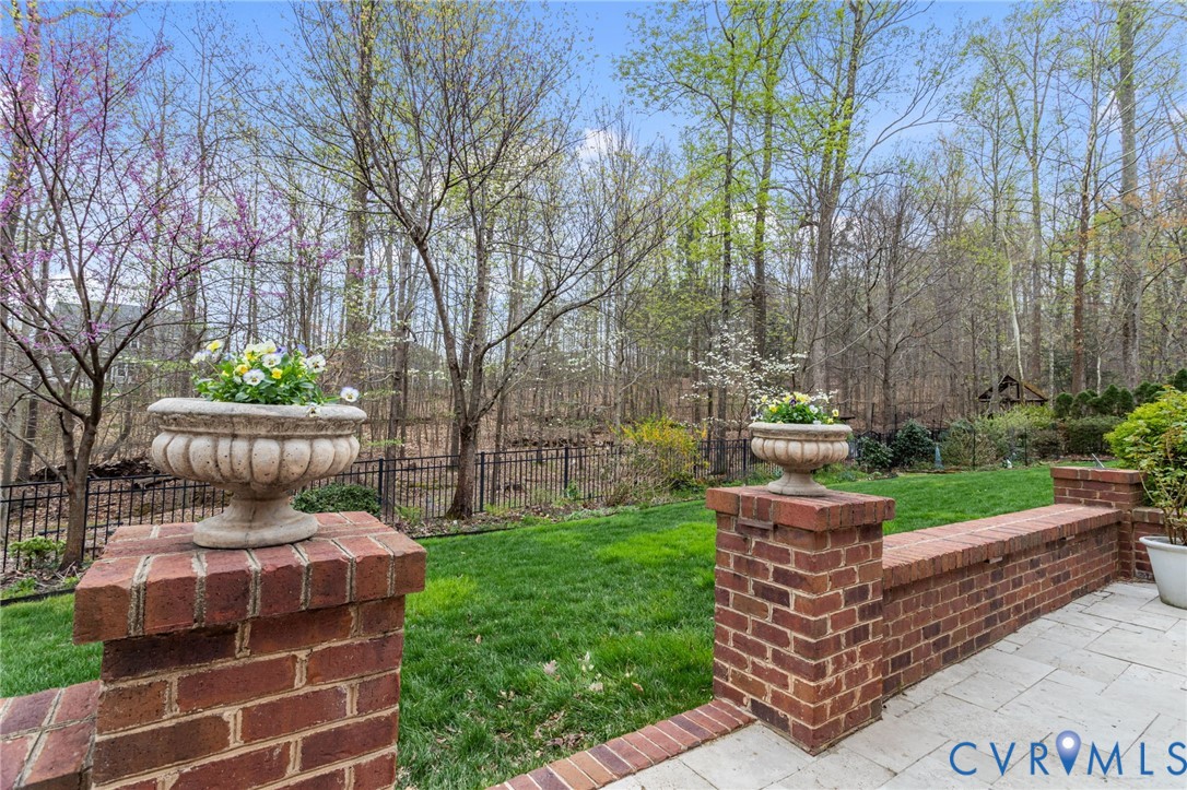 3100 Sodbury Ct