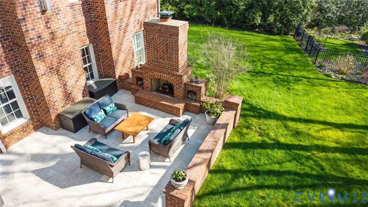 3100 Sodbury Ct