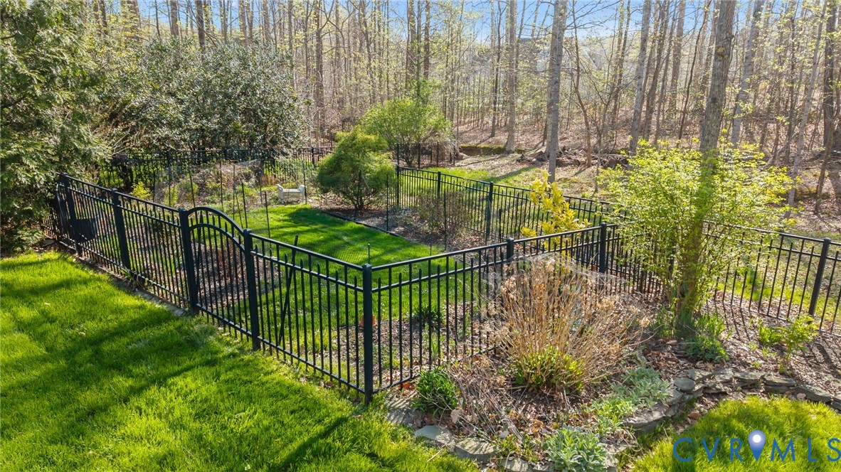 3100 Sodbury Ct
