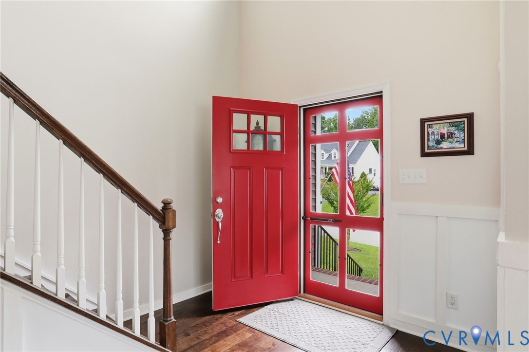 8907 Lavenham Loop