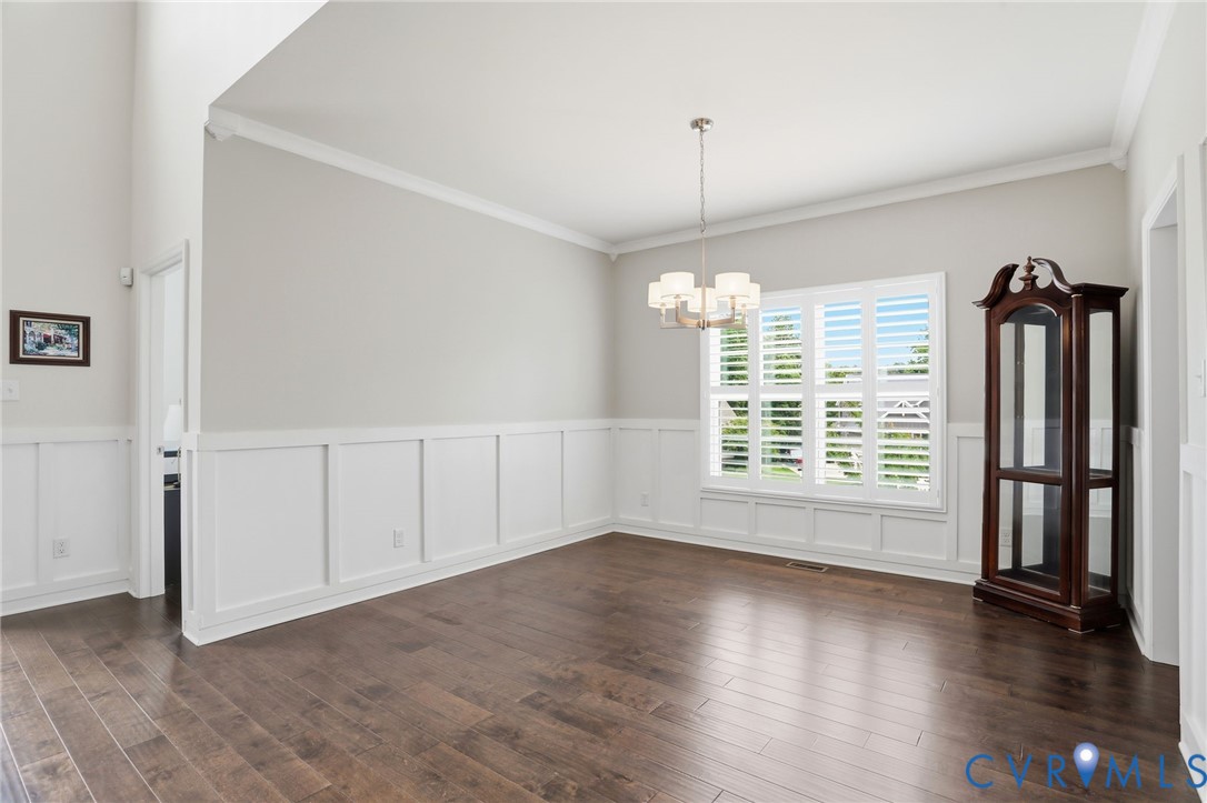 8907 Lavenham Loop