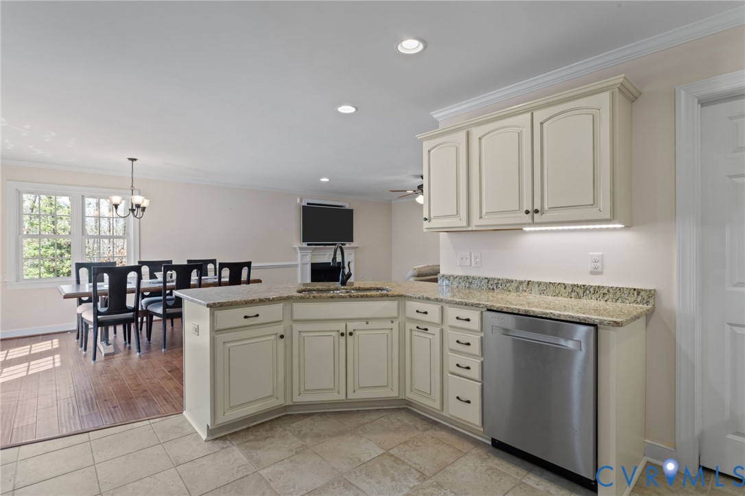 3415 Three Chopt Rd