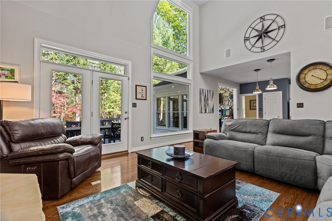 1952 Huguenot Hundred Dr