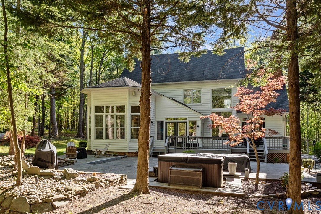 1952 Huguenot Hundred Dr