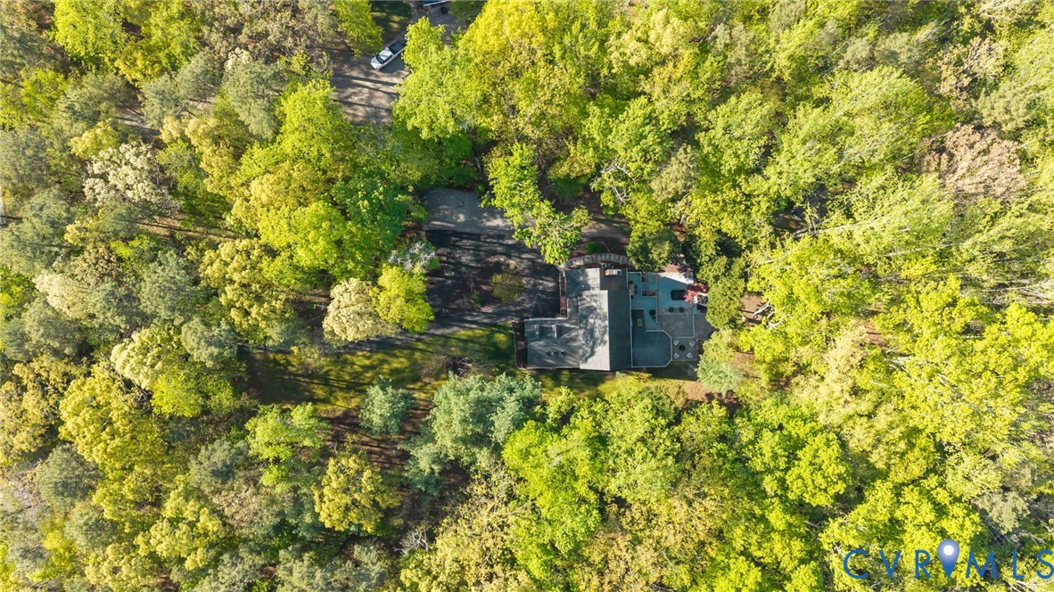 1952 Huguenot Hundred Dr