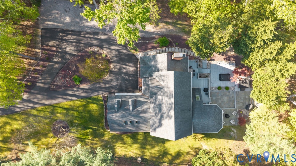 1952 Huguenot Hundred Dr