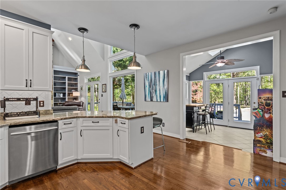 1952 Huguenot Hundred Dr