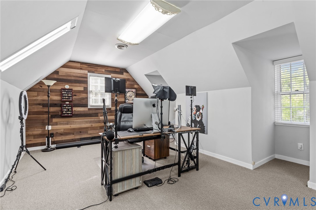 1952 Huguenot Hundred Dr