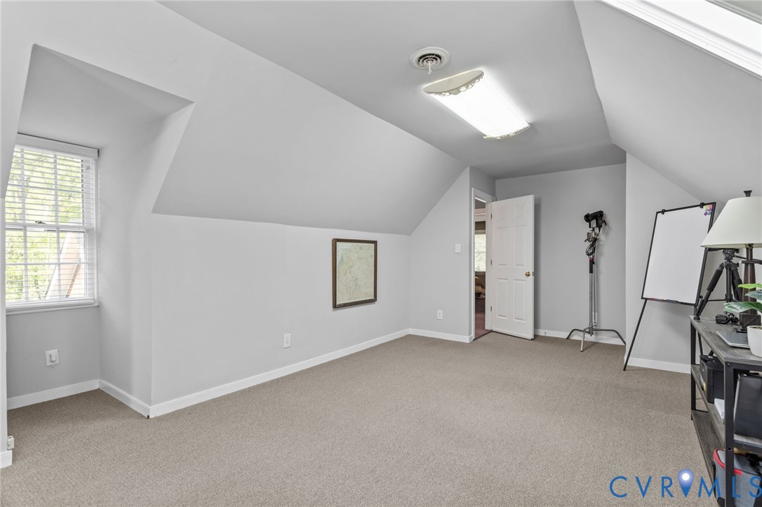 1952 Huguenot Hundred Dr